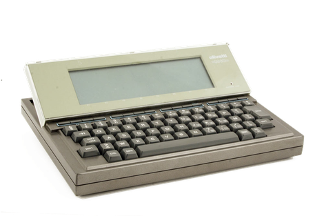Olivetti M10, senza sfondo